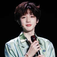 Ngụy Tử Thần | y