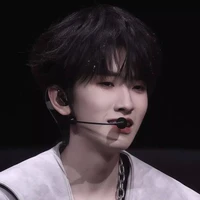 Tả Kỳ Hàm | hắn