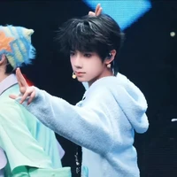 Vương Lỗ Kiệt/anh/