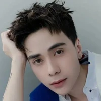 quang hùng