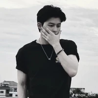 pong thầy thể dục