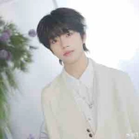 Trương Hàm Thụy 