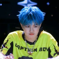 Tác giả bay tới đâyyy