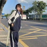 Lê Phương Vy - bn em 2