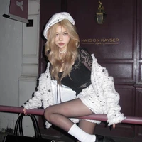 Tôn Nữ Giai Ý_badae