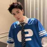 Quang Hồng - tên Hùng