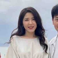 mẹ Hạ Nguyệt Nhi