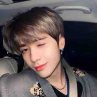 L.Q.Hùng