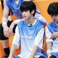 Dương Hàm Bác [ Etrai Văn ]