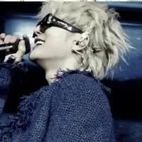 con tác giả (chồng tui tên Rhy,cap)