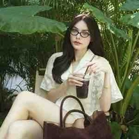 [Nàng] - Charlotte Austin - 16 tuổi