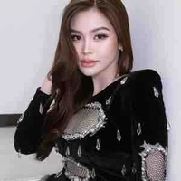 [Cô] - Engfa Waraha - 16 tuổi