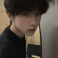 Hạ Vũ_Ghost