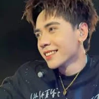 Lê Quang Hùng - Quang Hùng