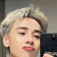 Lê Quang Hùng / phone /