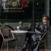 Phan Lê Ái Phương(chị)