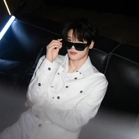 Trương Tuấn Hào - Y