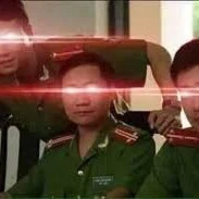 Pikachu xanh hoặc vàng 😏