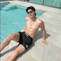 Gap Jakarin (bạn chị)