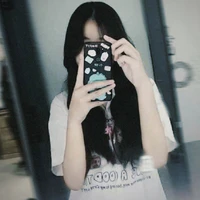 Tác Giả Lạnh Lùng