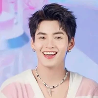 Huỳnh Hoàng Hùng ( Gemini Hùng Huỳnh)