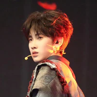 Tả Kì Hàm