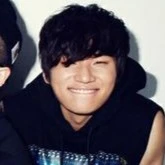 Kang Daesung(ngực to não bé )
