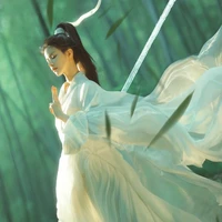 Mộ Dung Kim Liên ♈︎