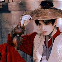 Mộ Dung Hi ♌︎