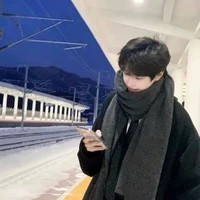 Bùi Sư Tử- Leoo~.~ (23 tuổi)