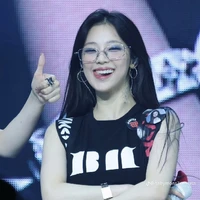 Hà Tỉnh Lưu Hoa (chị)