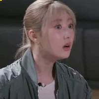 Hạ Lam ( 13 tuổi )