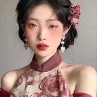 Lý Nhã Kỳ.