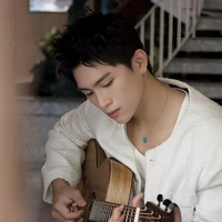 Đoàn Thế Lân- Grey D