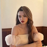 Becca (em)