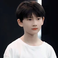 Dư Vũ Hàm (lúc nhỏ)