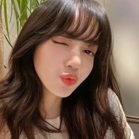 Lisa[chị chiquita và pharita]