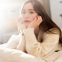 June Wanwimol/ nàng