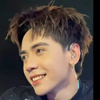 Quang Hùng Master