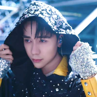 hùng(phone)
