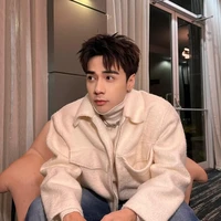 Lê Quang Hùng-em
