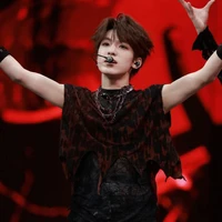 Trương Trạch Vũ/Y/