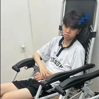 Tácgiả đg ngủ😴