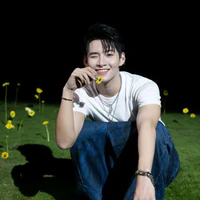 Hùng Huỳnh