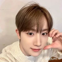 Hyuk _ hắn
