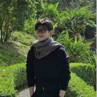 Hùng Huỳnh