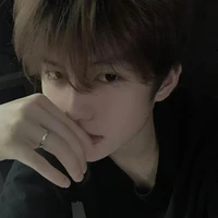 Hạ Đức Minh, anh trai nu9