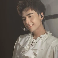 quang hùng
