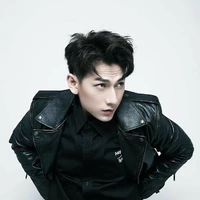 Tuấn Tài ( Isaac )