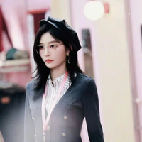Vương Dịch_Nàng